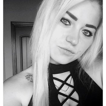 Instagram post by ѕнєℓву ωαgиєя • Aug 23, 2017 at 3:23am UTC